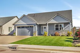 276 NE Cedar St, Sublimity, OR 97385 - Photo 2