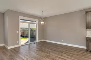 276 NE Cedar St, Sublimity, OR 97385 - Photo 18