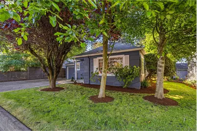 9218 SE Washington St, Portland, OR 97216 - Photo 30