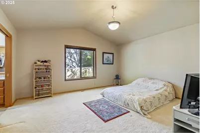 12820 NE 42nd St, Vancouver, WA 98682 - Photo 16