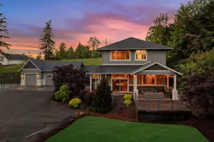 2304 NW 209th St, Ridgefield, WA 98642 - Photo 2