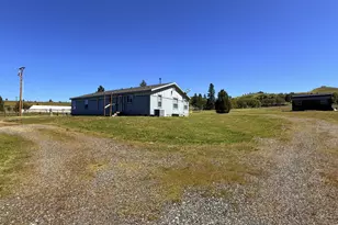 706 Centerville Hwy, Lyle, WA 98635 - Photo 38