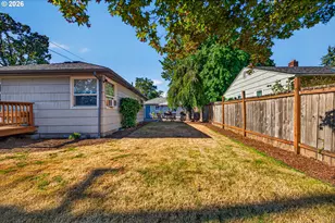 7511 SE Harmony Rd, Milwaukie, OR 97222 - Photo 36
