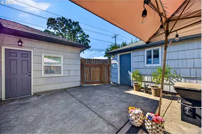 7511 SE Harmony Rd, Milwaukie, OR 97222 - Photo 26