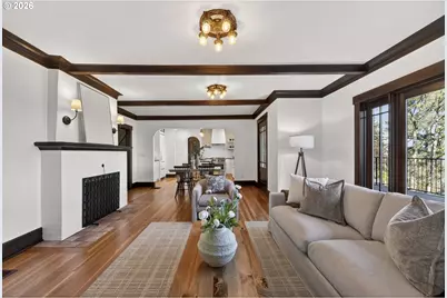 4323 SW Hamilton Ter, Portland, OR 97239 - Photo 8