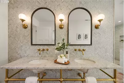 4323 SW Hamilton Ter, Portland, OR 97239 - Photo 40