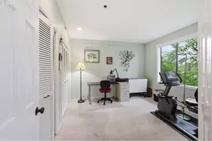 690 Wimbledon Ct, Eugene, OR 97401 - Photo 22