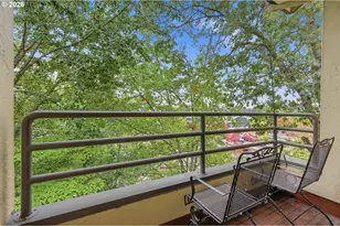 690 Wimbledon Ct, Eugene, OR 97401 - Photo 36