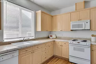 1422 NE 18th Pl, Canby, OR 97013 - Photo 12