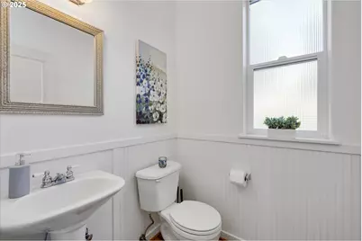 1422 NE 18th Pl, Canby, OR 97013 - Photo 6