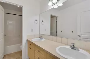 1422 NE 18th Pl, Canby, OR 97013 - Photo 28