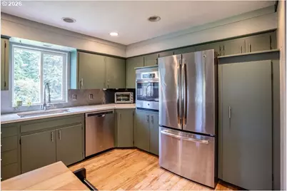 410 Studebaker Spur 2, Castle Rock, WA 98611 - Photo 12