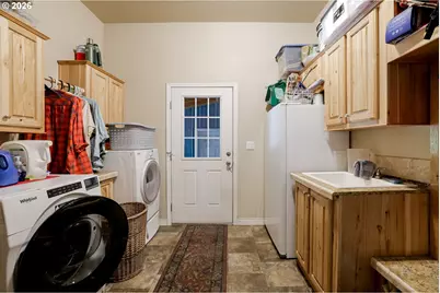 123631 Surveyor Rd, Crescent Lake, OR 97733 - Photo 36