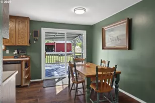 695 Glengary Loop Rd, Roseburg, OR 97470 - Photo 12
