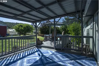 695 Glengary Loop Rd, Roseburg, OR 97470 - Photo 22