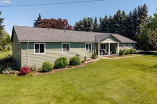 3390 McCarthy Dr, Hood River, OR 97031 - Photo 2