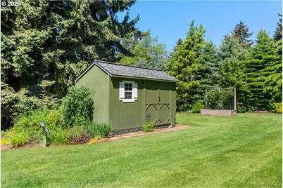 3390 McCarthy Dr, Hood River, OR 97031 - Photo 34