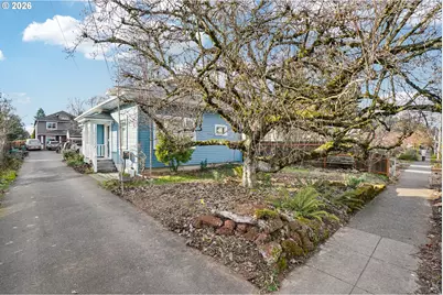 3147 SE 71st Ave, Portland, OR 97206 - Photo 1