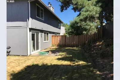 22630 NE Schuyler St, Fairview, OR 97024 - Photo 24