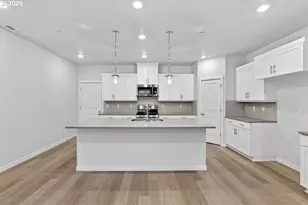 3723 SW Knapp Dr, Gresham, OR 97080 - Photo 4