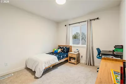 731 SE 36th St, Battle Ground, WA 98604 - Photo 26