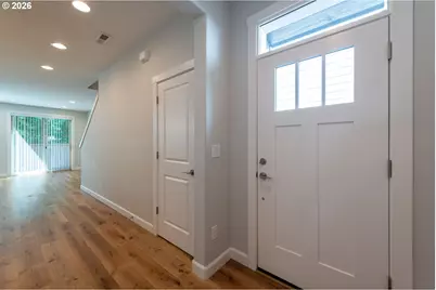 13716 NW 7th Pl, Vancouver, WA 98685 - Photo 8