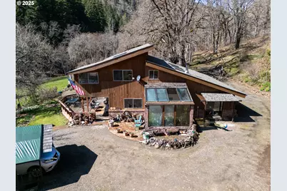 160 S Major Creek Rd, Lyle, WA 98635 - Photo 6