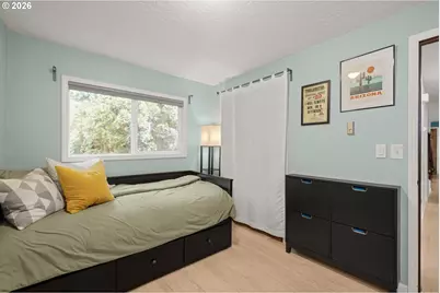 8827 SE Knapp St, Portland, OR 97266 - Photo 18