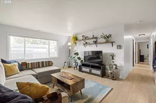 8827 SE Knapp St, Portland, OR 97266 - Photo 4