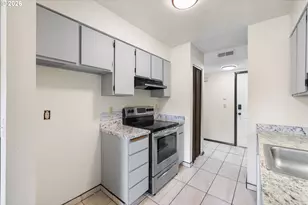3353 NE 162nd Ave, Portland, OR 97230 - Photo 4