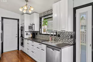 5687 SE Lloyd St, Milwaukie, OR 97222 - Photo 8