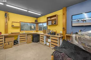 955 SE River View Ln, Waldport, OR 97394 - Photo 34