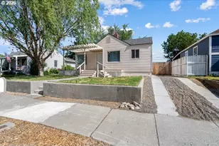 561 E Ridgeway Ave, Hermiston, OR 97838 - Photo 1