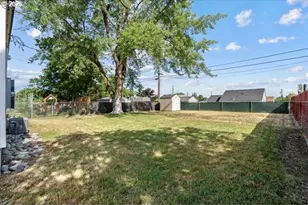 561 E Ridgeway Ave, Hermiston, OR 97838 - Photo 30