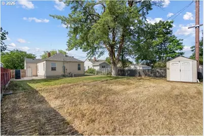 561 E Ridgeway Ave, Hermiston, OR 97838 - Photo 32