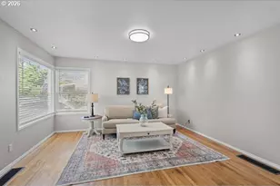 561 E Ridgeway Ave, Hermiston, OR 97838 - Photo 6