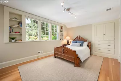 2303 McMorran Ave, Eugene, OR 97403 - Photo 32