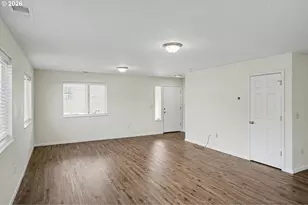 301 S 1st St St, Silverton, OR 97381 - Photo 28