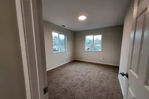 301 S Drake St, Silverton, OR 97381 - Photo 34