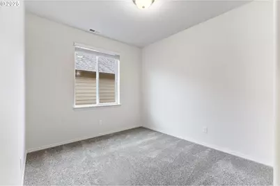 1555 Adams St, Independence, OR 97351 - Photo 14