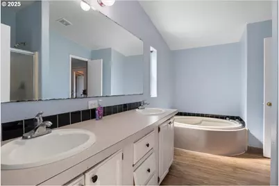 5168 Silver Lp Loop NE #137, Salem, OR 97305 - Photo 20