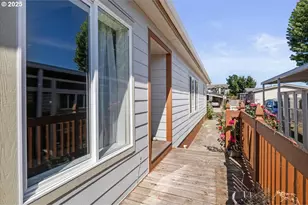 5168 Silver Lp Loop NE, Salem, OR 97305 - Photo 4