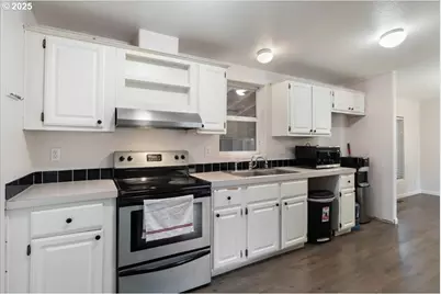 5168 Silver Lp Loop NE #137, Salem, OR 97305 - Photo 12