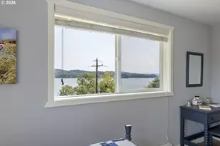 1389 Bayview Ave, North Bend, OR 97459 - Photo 26