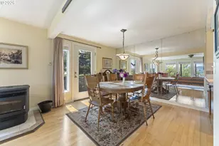 1389 Bayview Ave, North Bend, OR 97459 - Photo 12