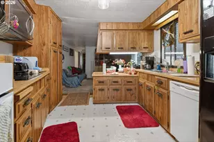 1225 W 10th Ave, Junction City, OR 97448 - Photo 12