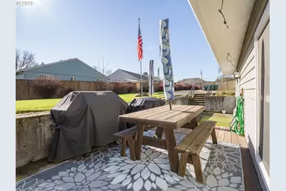 600 S Wynooski St, Newberg, OR 97132 - Photo 30