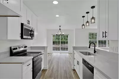 9 Waterford Downs, Florence, OR 97439 - Photo 22