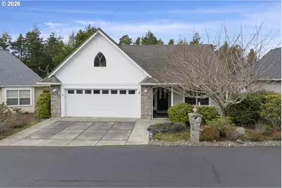 9 Waterford Downs, Florence, OR 97439 - Photo 2