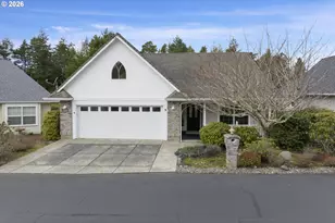 9 Waterford Downs, Florence, OR 97439 - Photo 2